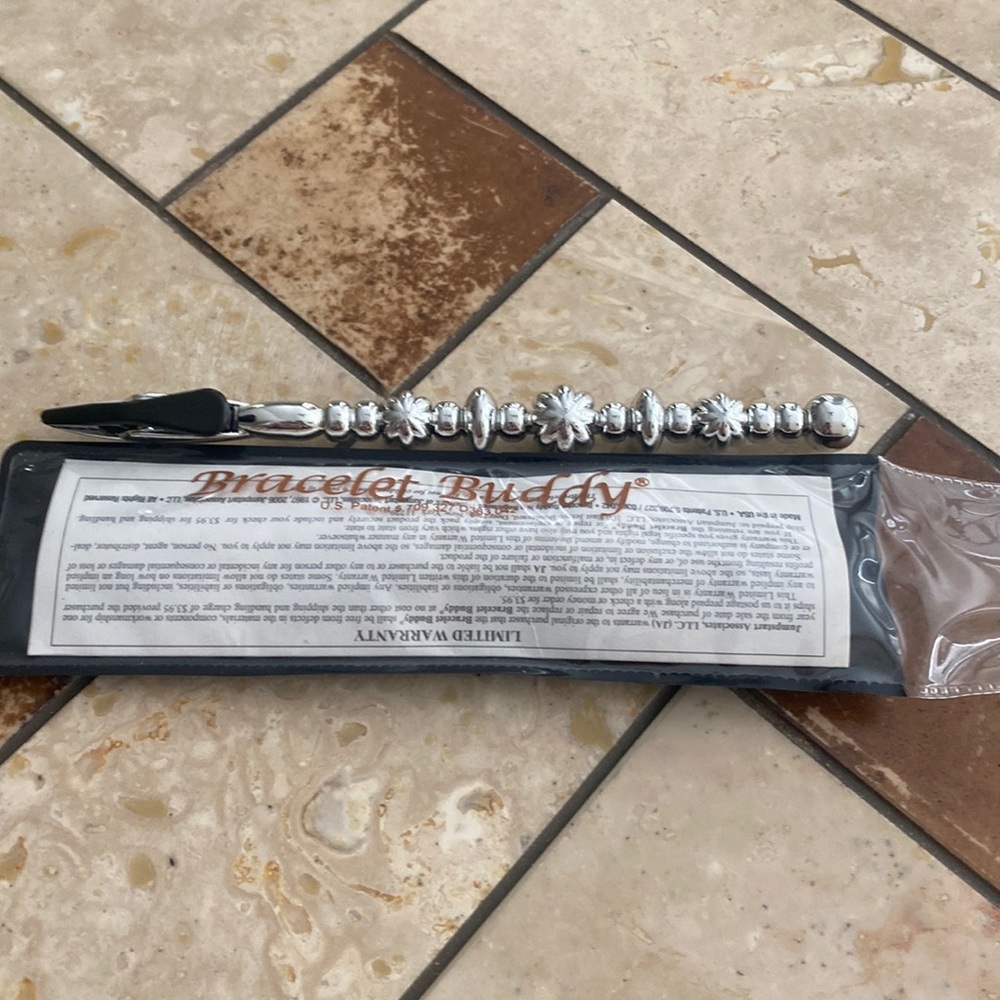 New in package The Bracelet Buddy